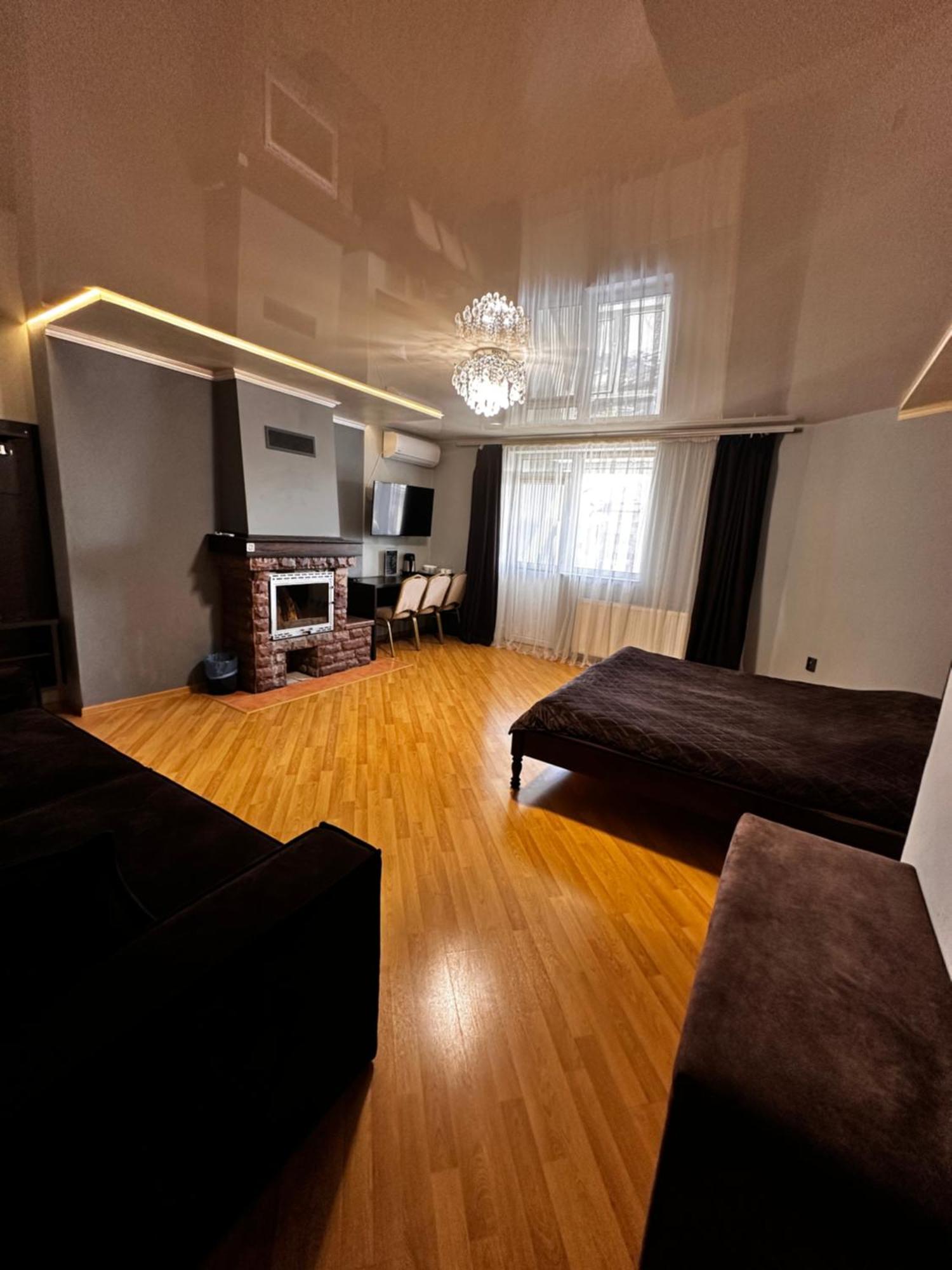 Like Hotel Коломия Екстериор снимка